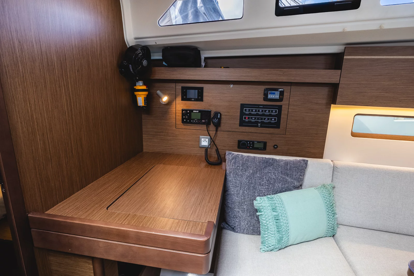 Oceanis 40.1 - 3 cab. (Elma)  - 23