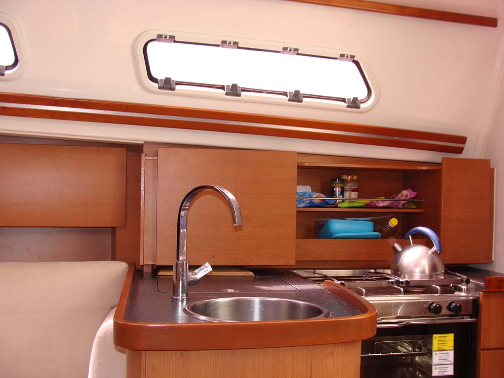 Photo #13 - Hanse 325 (Selini) in Atene - 35331