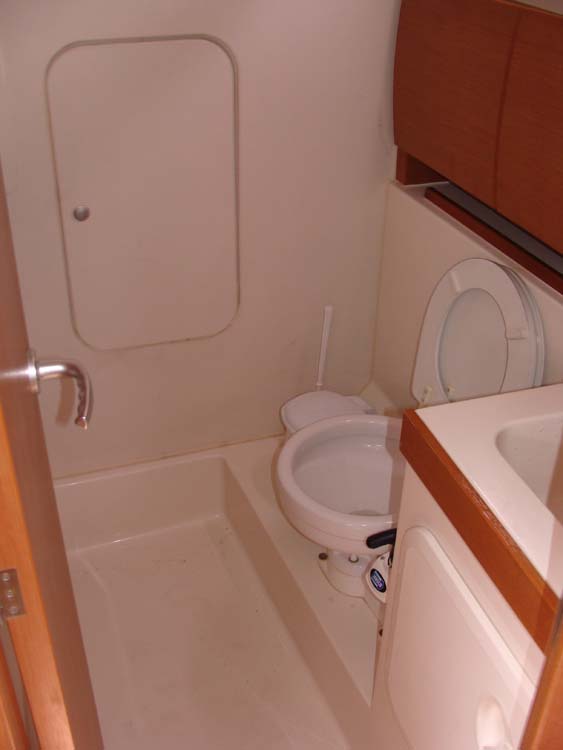 Photo #17 - Hanse 325 (Selini) in Atene - 35331