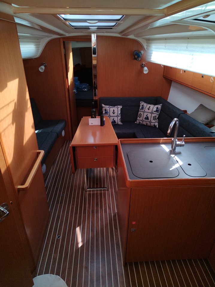 Photo #16 - Bavaria Cruiser 37 - 3 cab. (Sea Hope) in Corfù - 35338