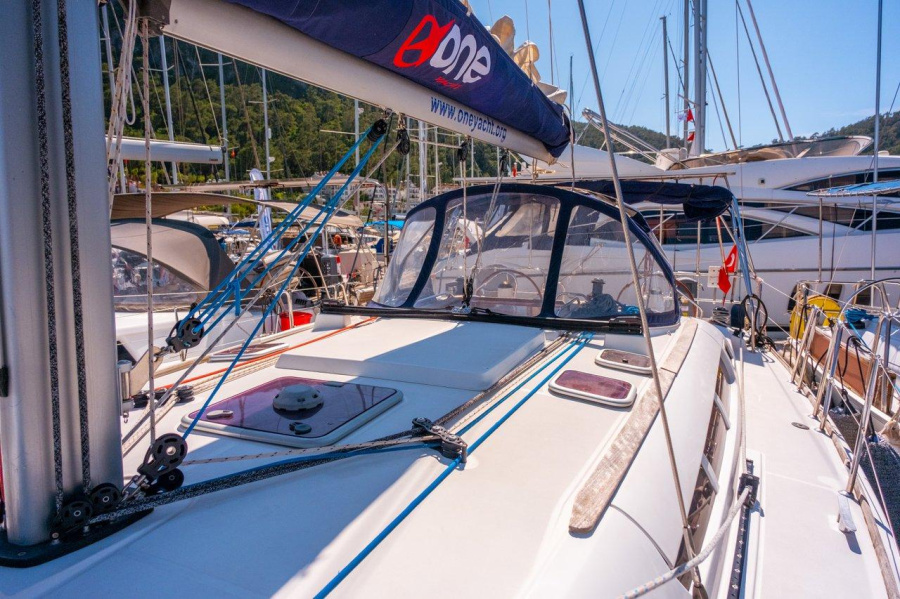 Photo #7 - Sun Odyssey 42i (Winter Breeze) in Fethiye - 35387