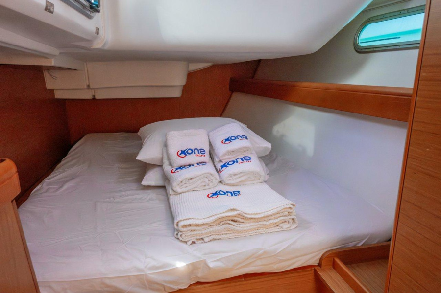 Photo #29 - Sun Odyssey 42i (Winter Breeze) in Fethiye - 35387