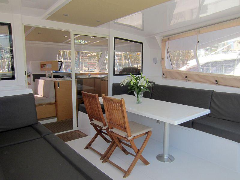 Photo #5 - Nautitech 40 Open - 4 + 1 cab. (Amara) en Palma - 35409