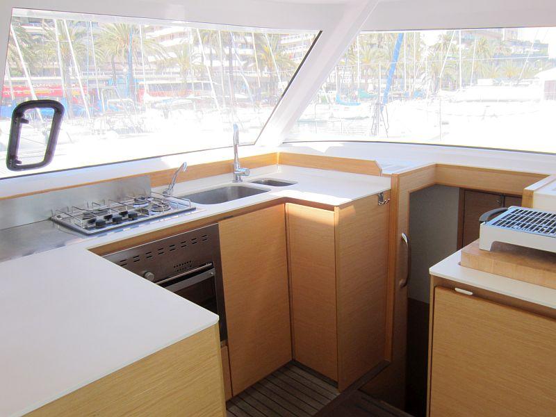 Photo #11 - Nautitech 40 Open - 4 + 1 cab. (Amara) en Palma - 35409