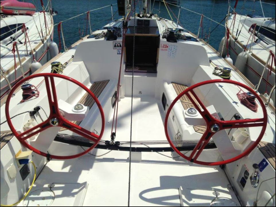 Photo #5 - Elan 350 Performance - 3 cab. (Victor) en Biograd - 35417