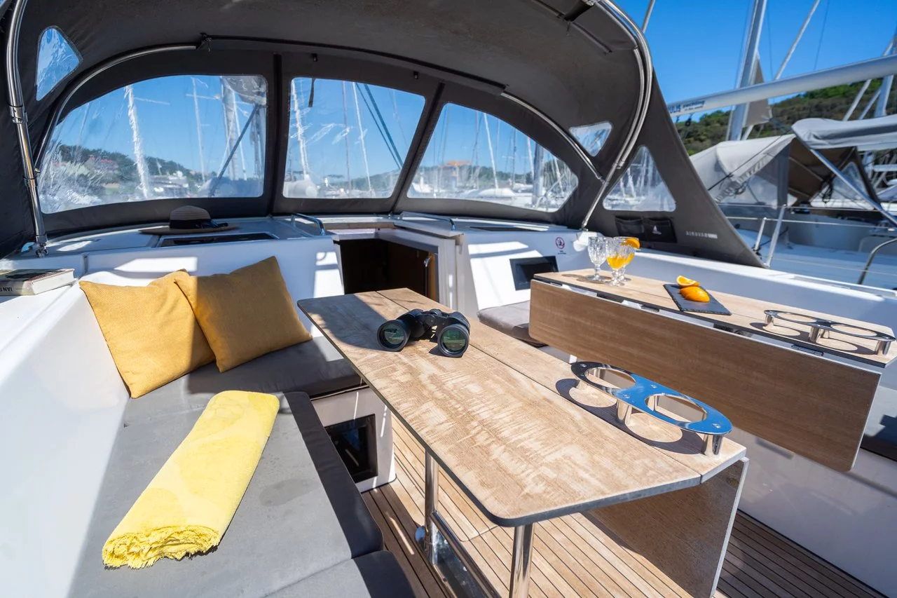 Bavaria C45 Style (Aria)  - 12