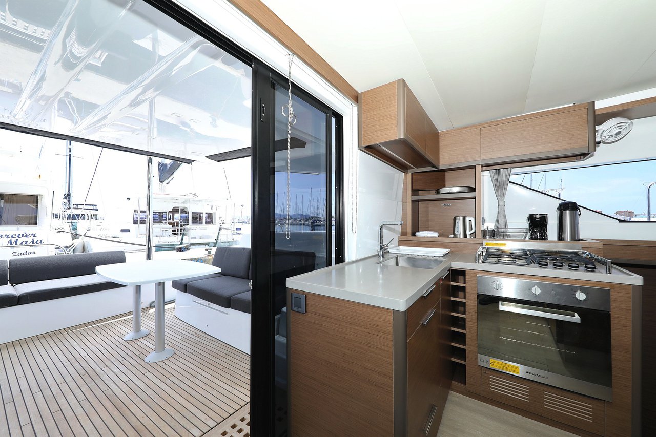 Photo #14 - Lagoon 50 - 6 + 1 cab. (High Life) in Sukosan - 35500