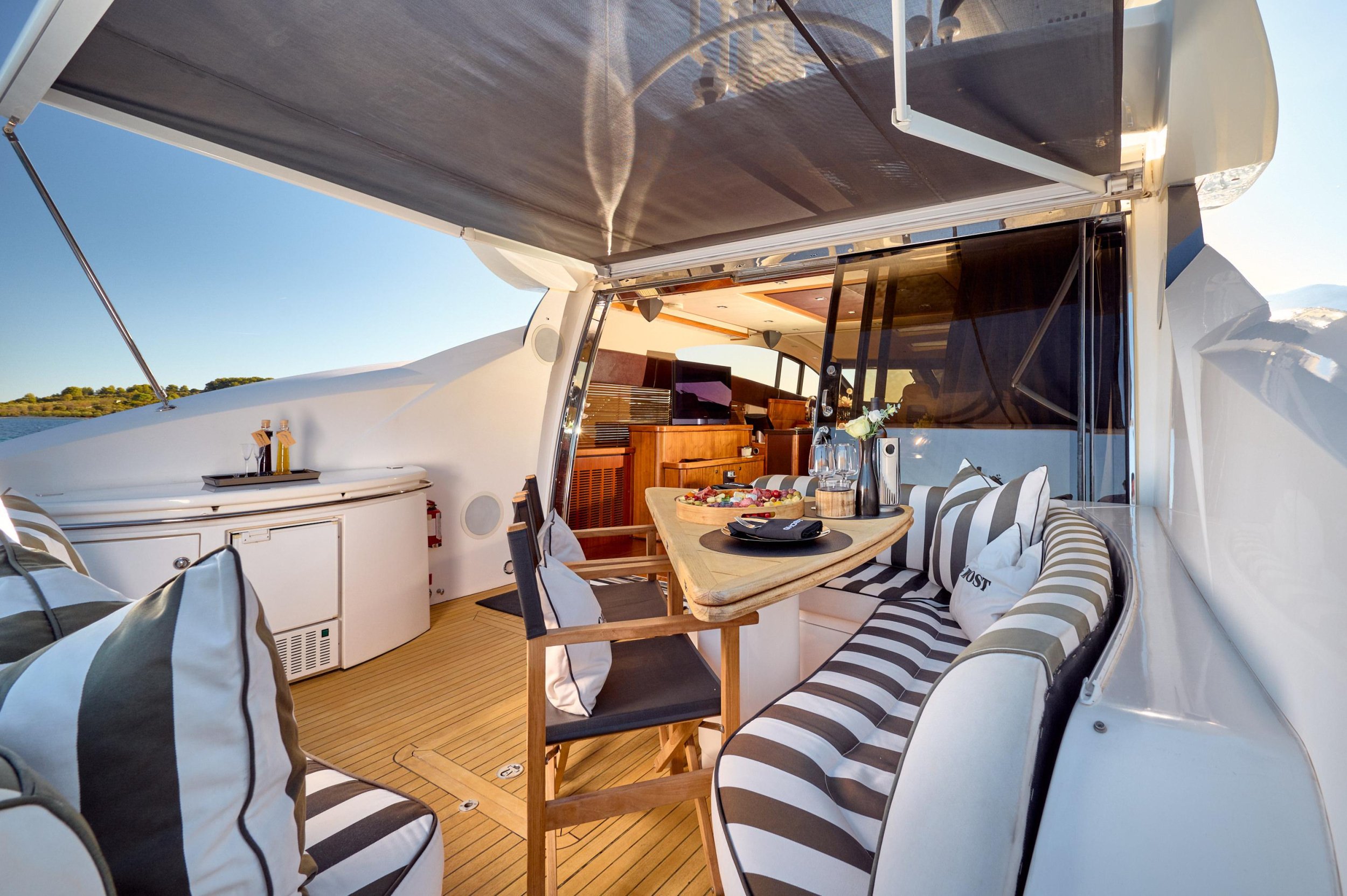 Photo #13 - Sunseeker Predator 72 (Ghost) en Kastela - 35522