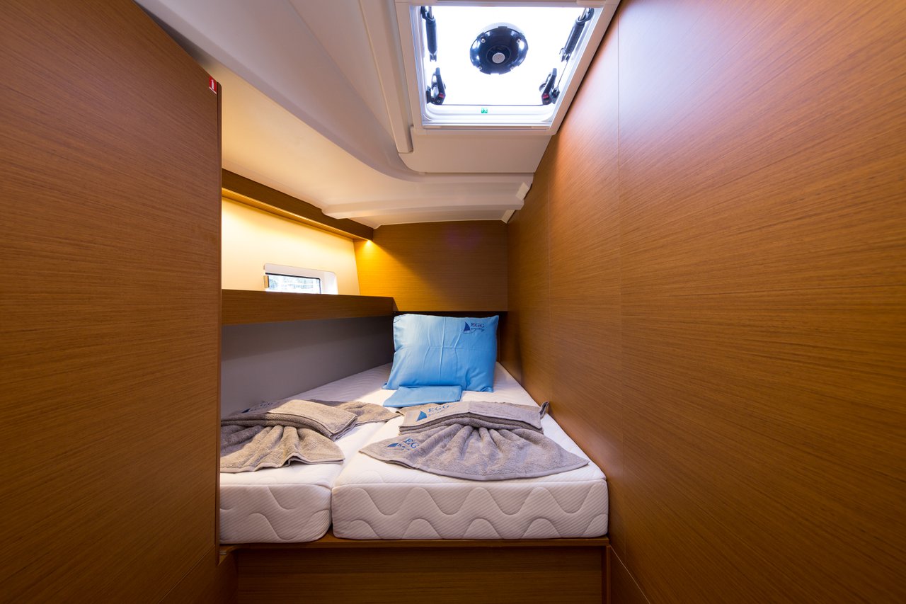 Photo #6 - Sun Odyssey 490 - 4 + 1 cab. (Senorita) in Gocek - 35542