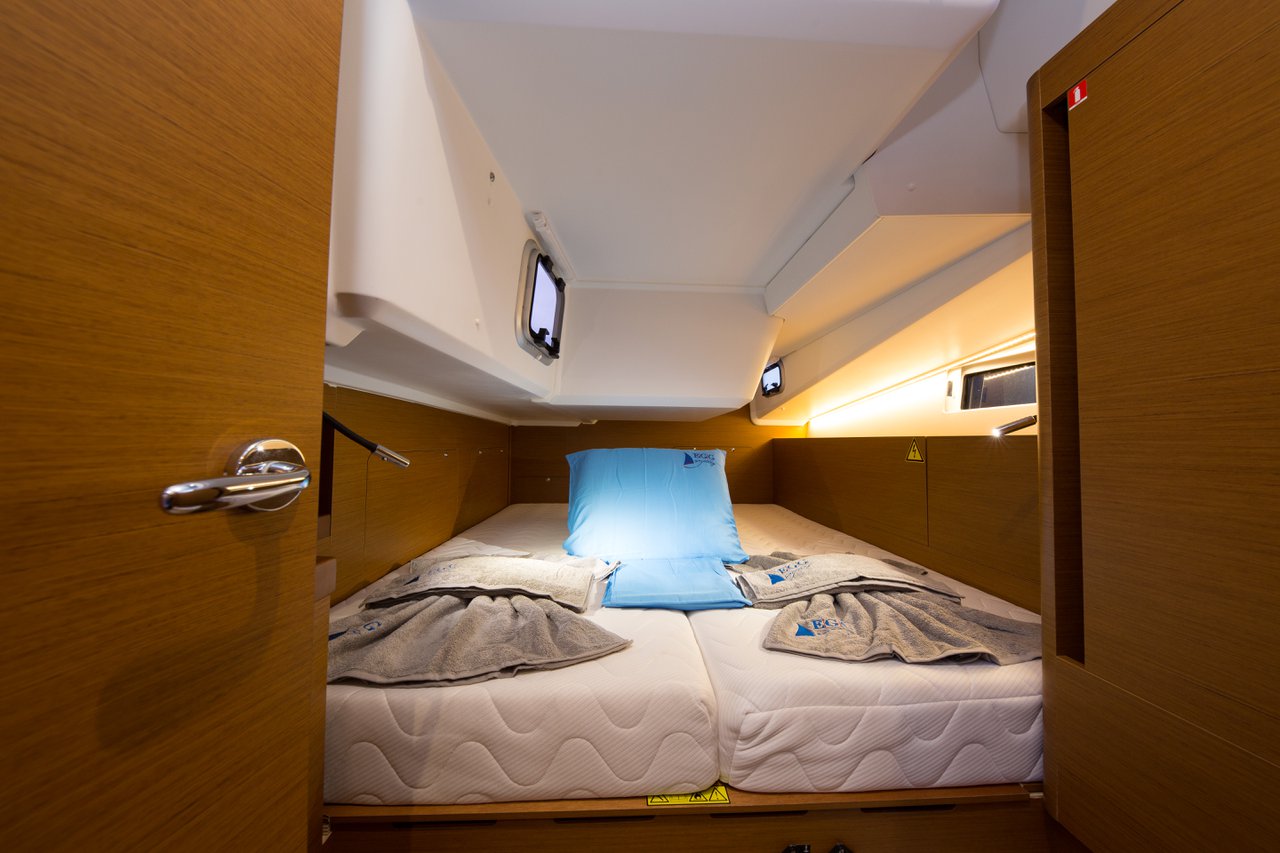 Photo #7 - Sun Odyssey 490 - 4 + 1 cab. (Senorita) in Gocek - 35542
