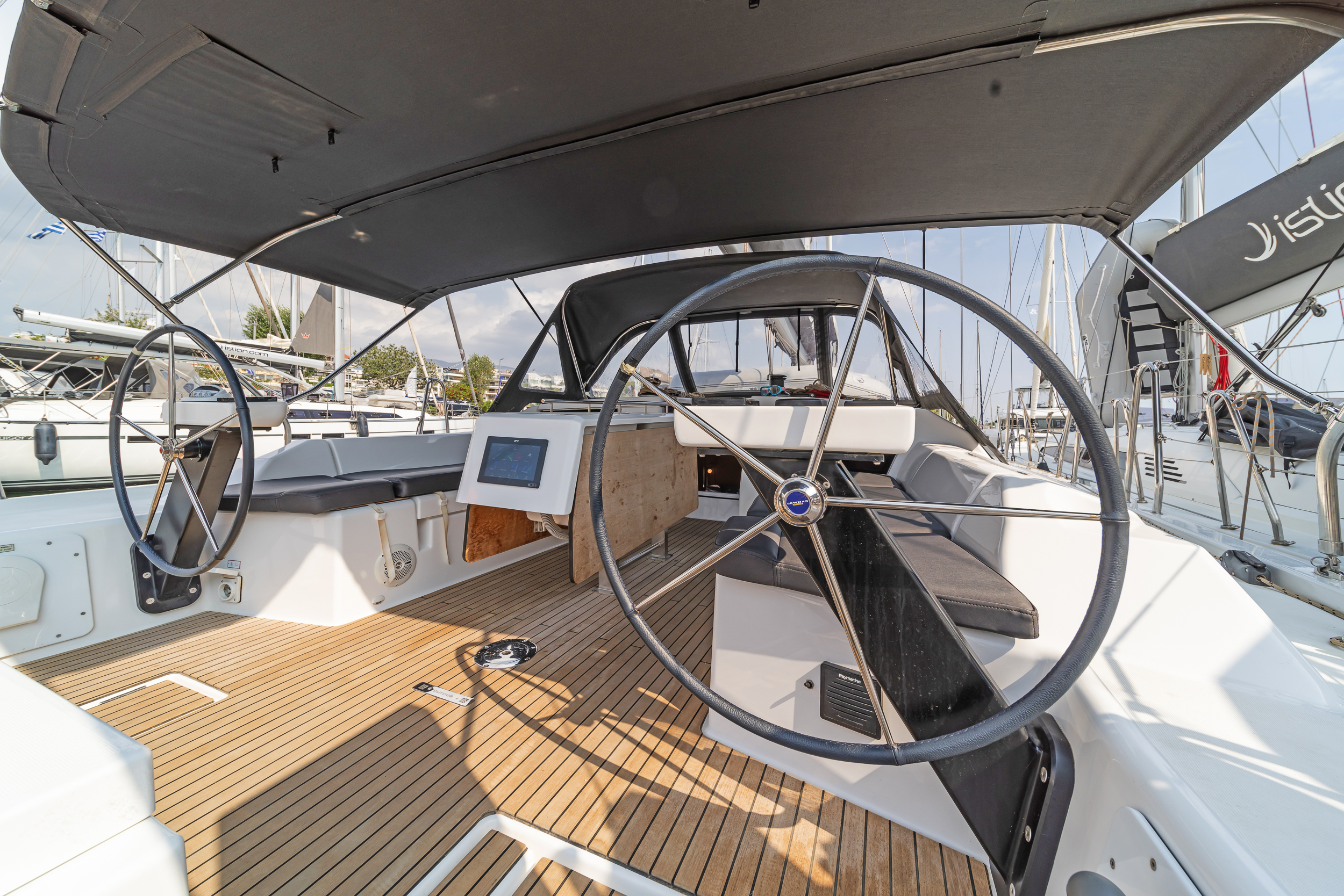 Photo #13 - Dufour 430 (Hierax) en Volos - 35546