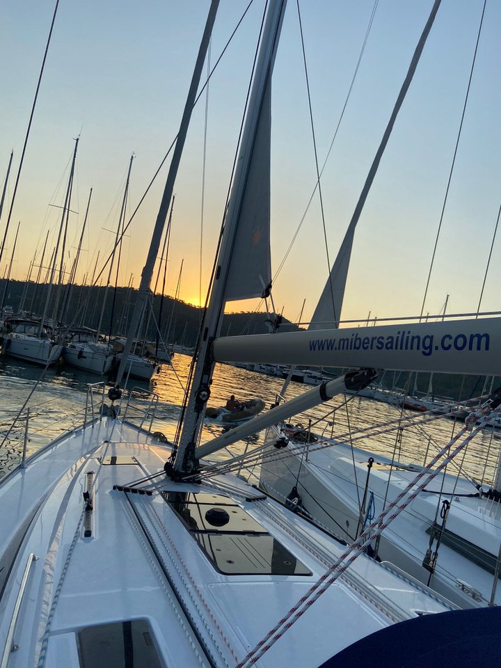 Photo #5 - Bavaria Cruiser 41 - 3 cab. (Miber Rhea) in Fethiye - 35553