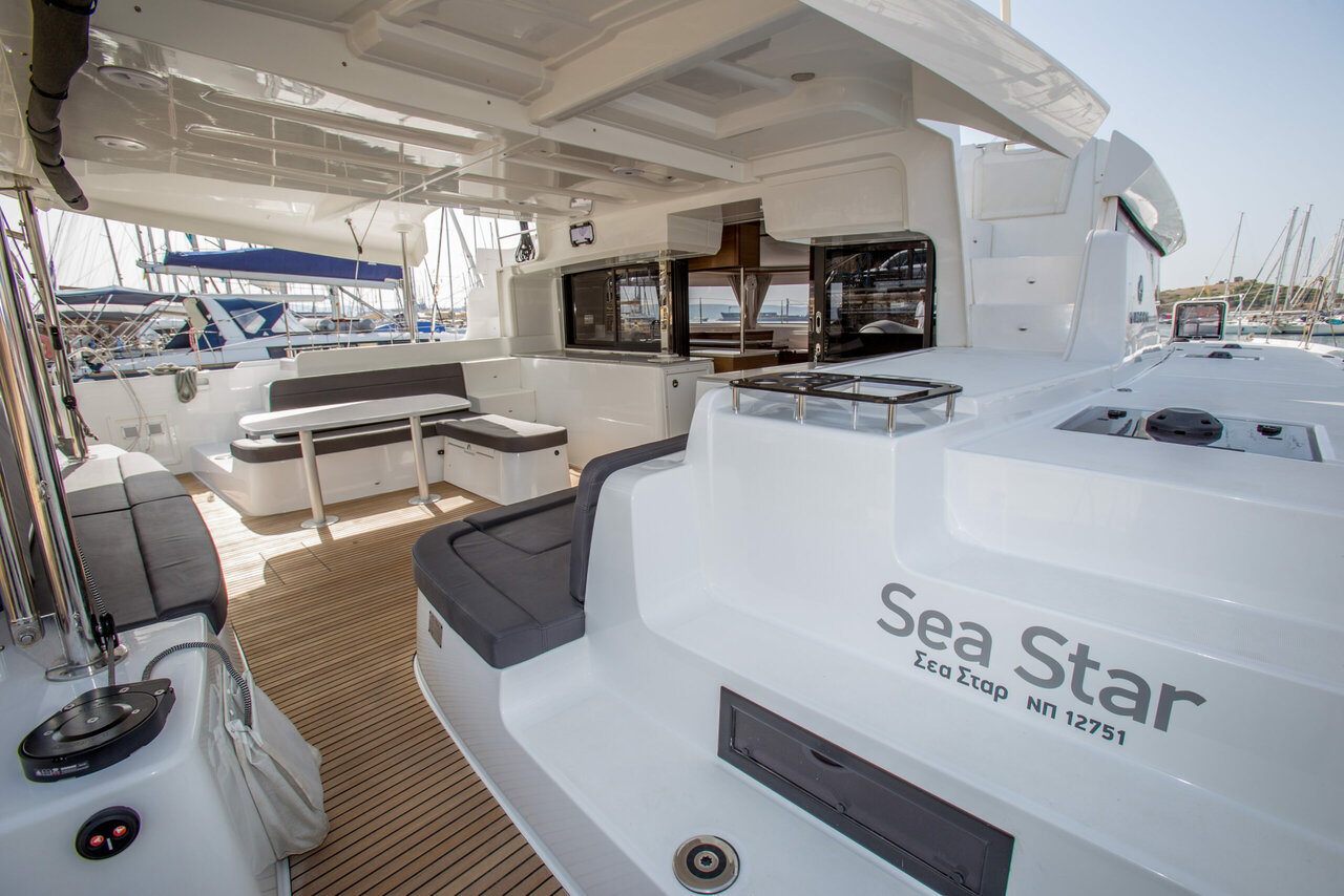 Photo #8 - Lagoon 46 - 4 + 2 cab. (Sea Star) in Lavrion - 35561