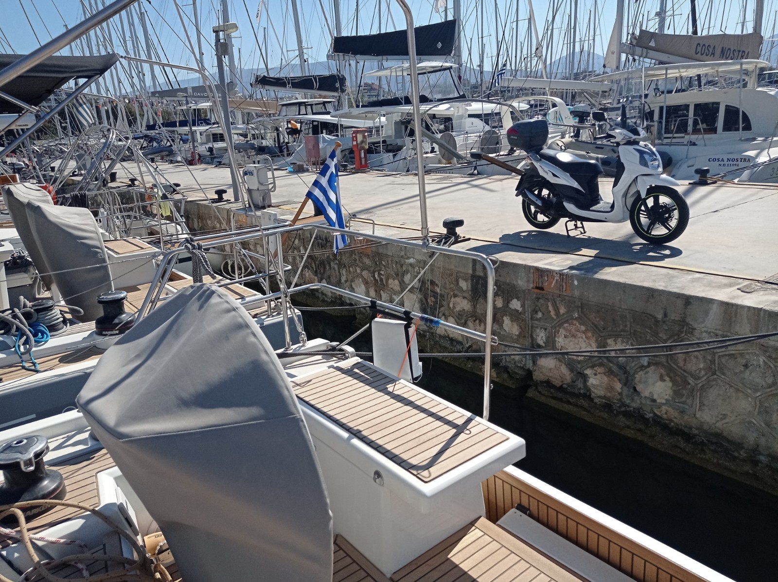 Photo #4 - Oceanis 51.1 - 5 + 1 cab. (Annezia Star) in Atene - 35569