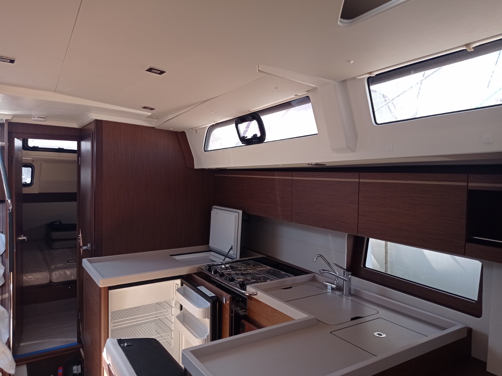 Photo #9 - Oceanis 51.1 - 5 + 1 cab. (Annezia Star) in Atene - 35569