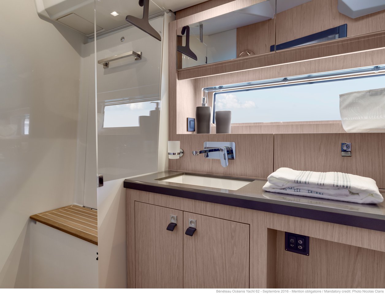Photo #11 - Oceanis Yacht 62 - 3 + 1 (Onyx) en Sibenik - 35573