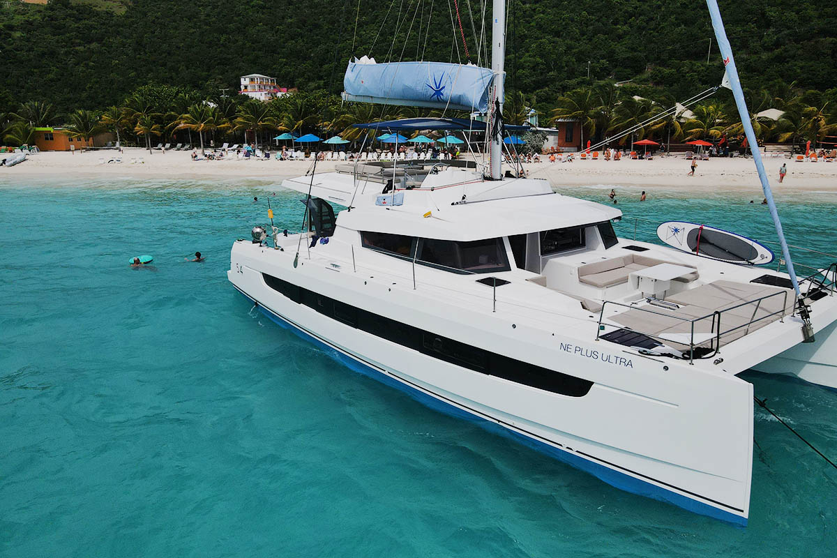 Photo #39 - Bali 5.4 - 6 + 2 cab. (Ne Plus Ultra) in Nanny Cay - 35576