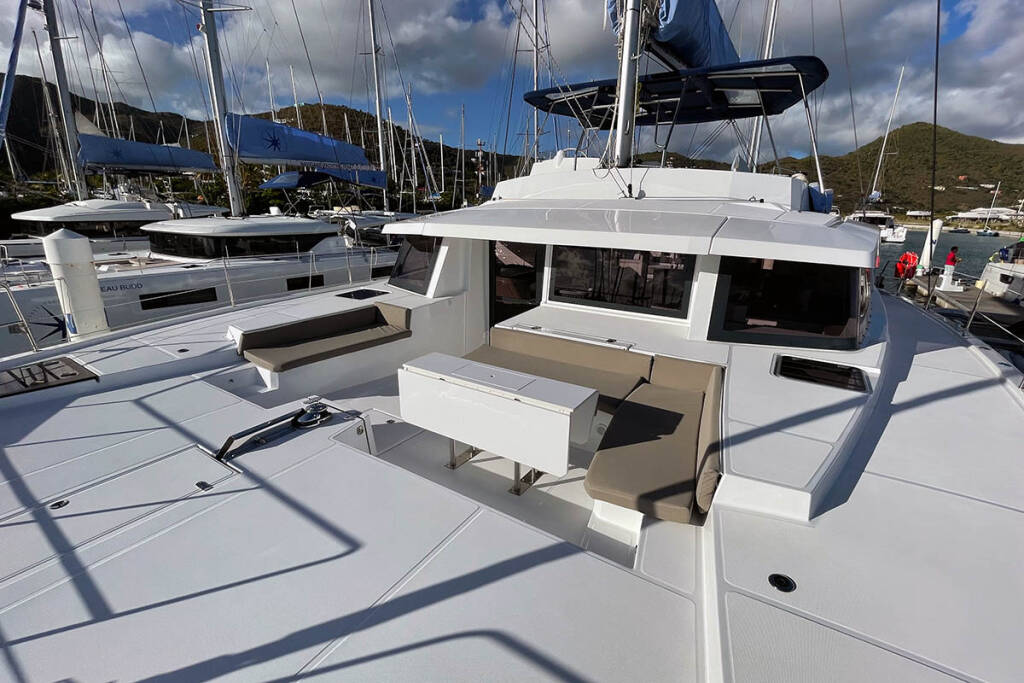 Photo #3 - Bali 5.4 - 6 + 2 cab. (Ne Plus Ultra) in Nanny Cay - 35576