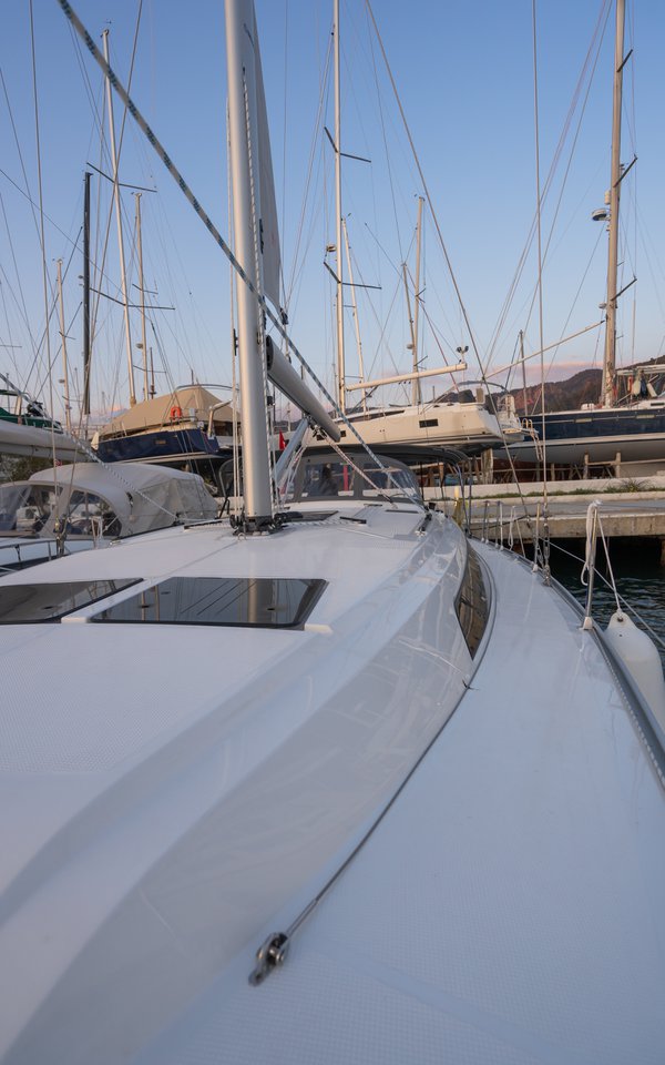 Photo #4 - Bavaria Cruiser 46 - 4 cab. (Classy) in Marmaris - 35584
