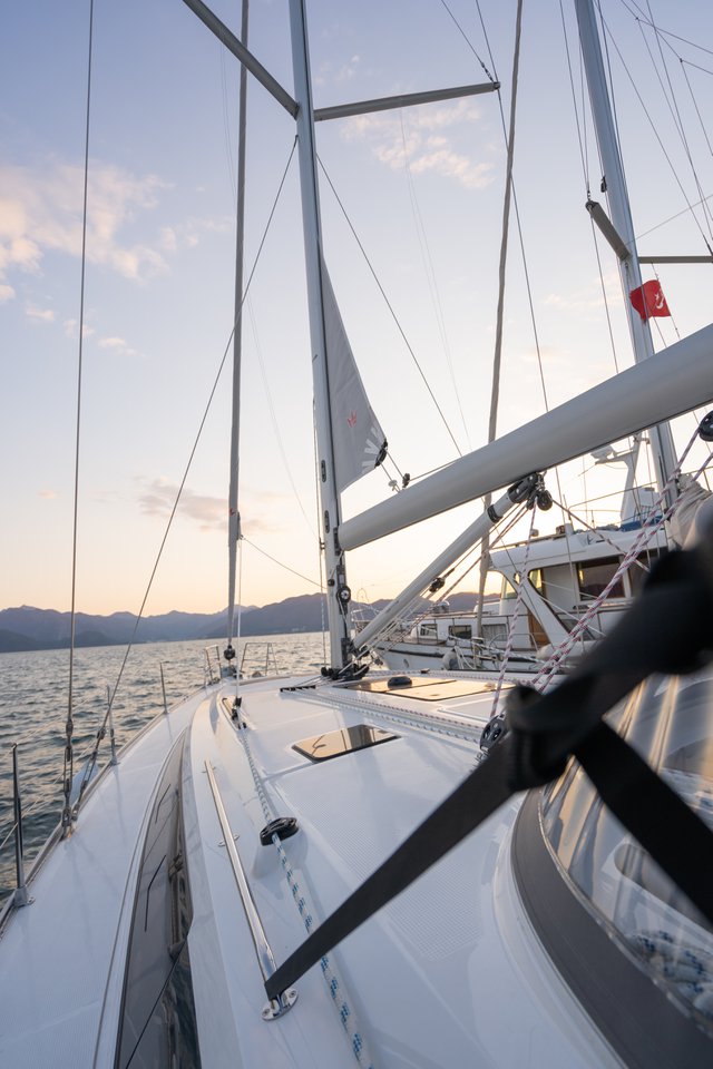 Photo #6 - Bavaria Cruiser 46 - 4 cab. (Classy) in Marmaris - 35584