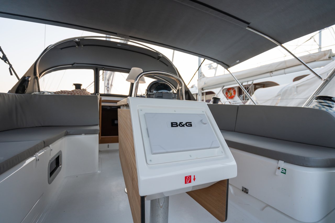 Photo #9 - Bavaria Cruiser 46 - 4 cab. (Classy) in Marmaris - 35584