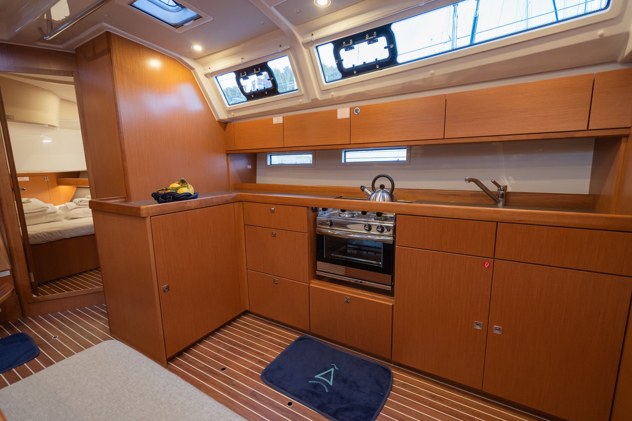 Photo #16 - Bavaria Cruiser 46 - 4 cab. (Classy) in Marmaris - 35584
