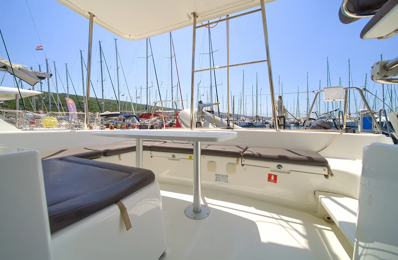 Lagoon 380 S2 - 4 + 2 cab. (Atenea)  - 7