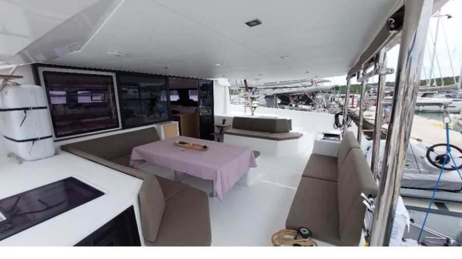Photo #13 - Dufour 48 Catamaran - 5 + 1 cab. (Dream) in Pirovac - 35598