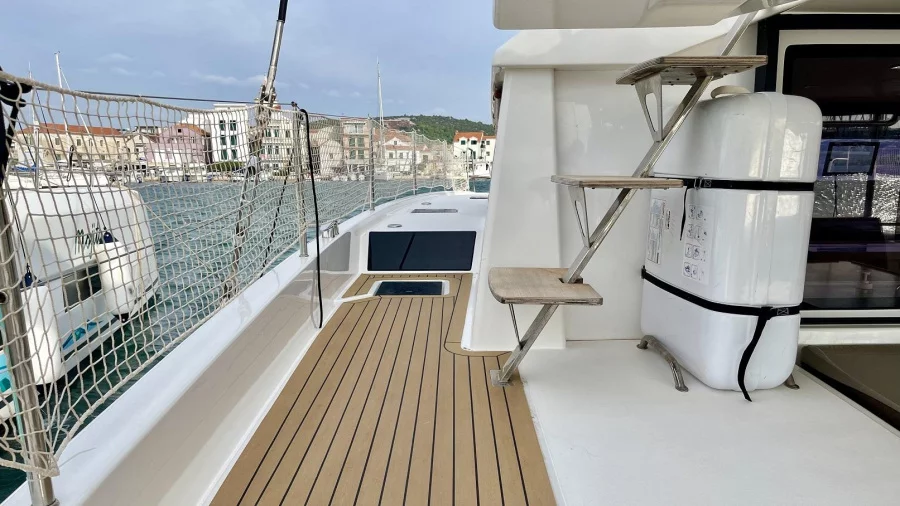Dufour 48 Catamaran - 5 + 1 cab. (Dream)  - 15