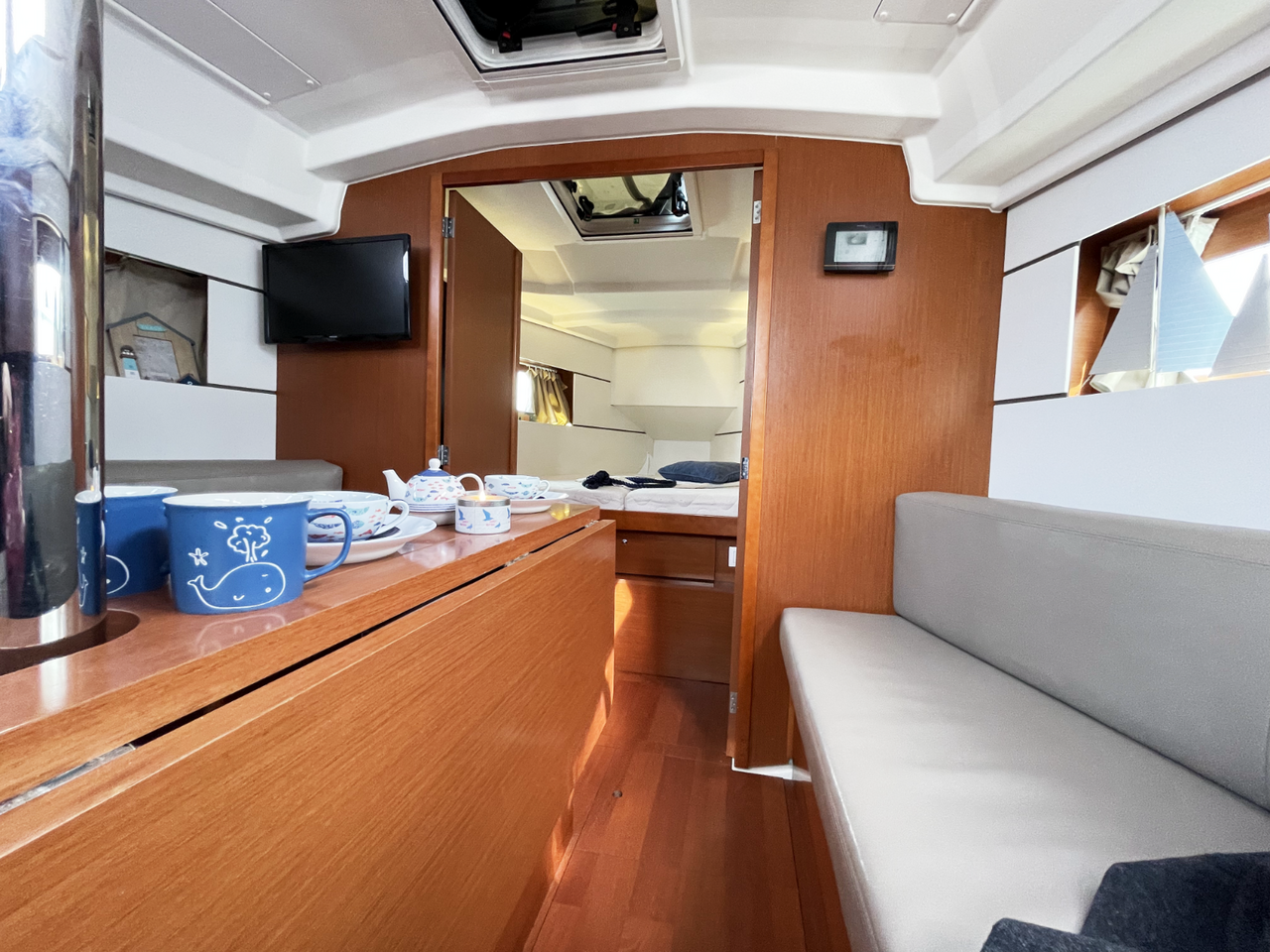 Photo #6 - Oceanis 35.1 (Caroline) in Pirovac - 35602