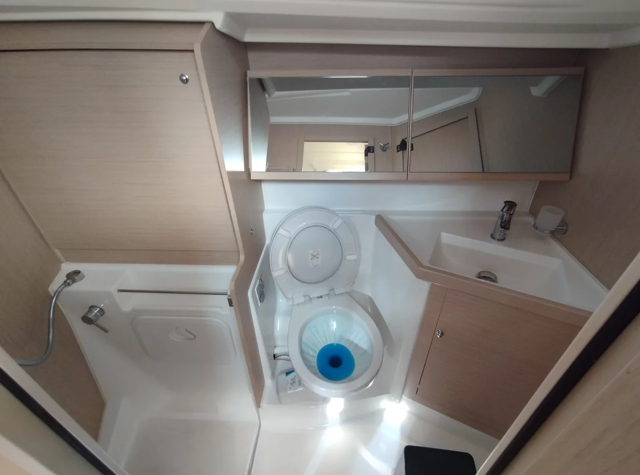 Oceanis 40.1 (La Mer)  - 16