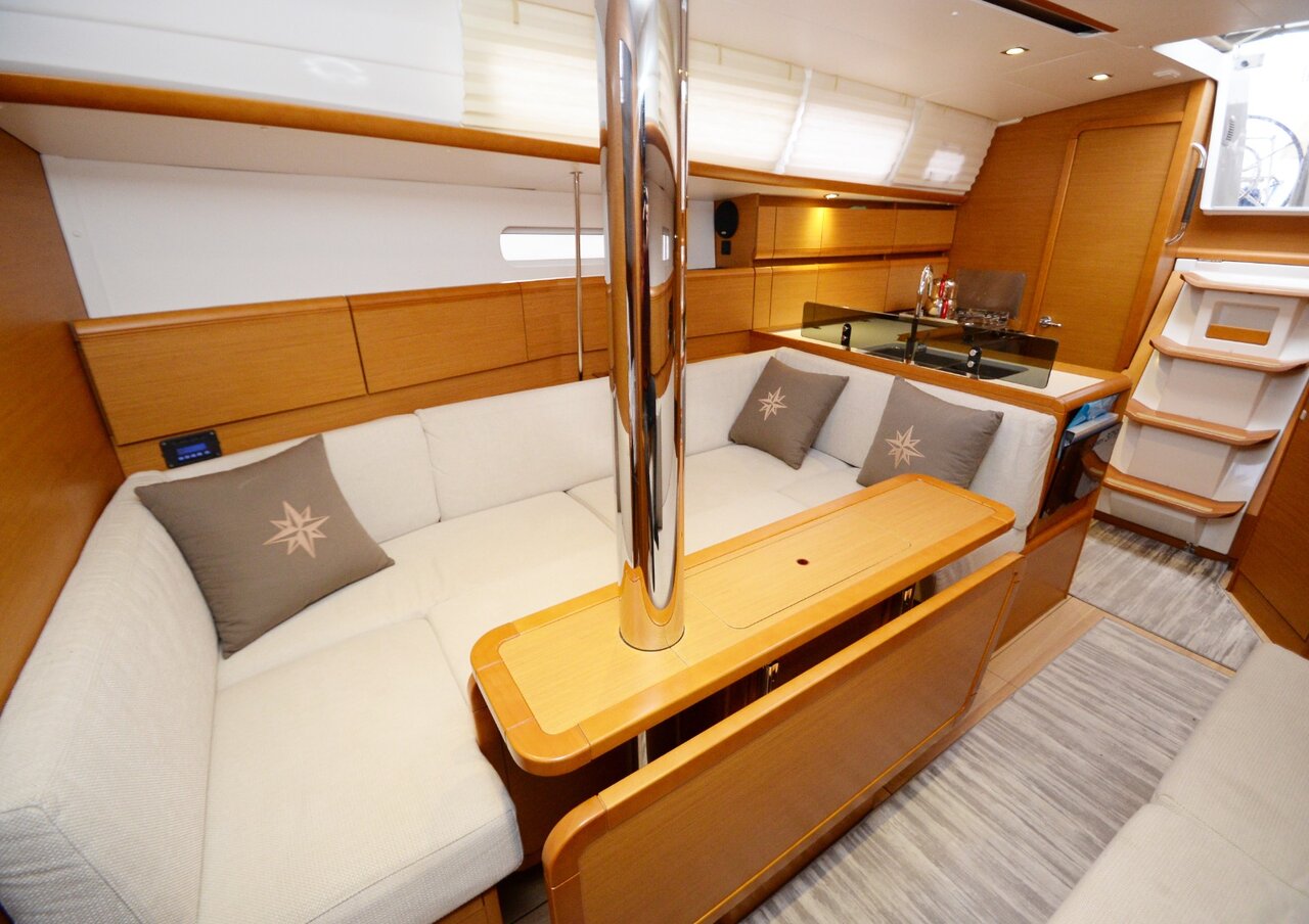 Photo #7 - Sun Odyssey 379 - 2 cab. (Mitis) in Fethiye - 35713