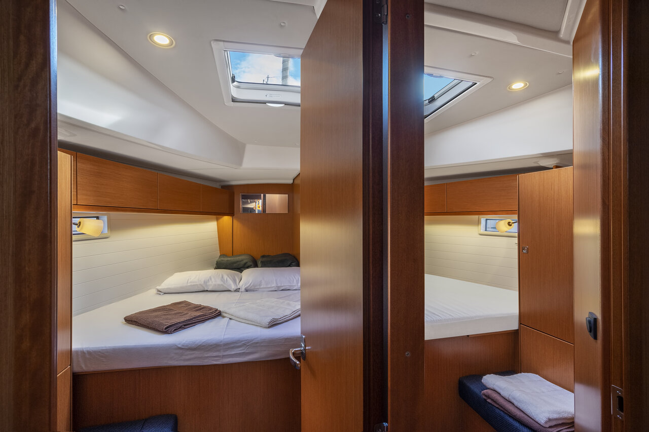 Photo #11 - Bavaria Cruiser 46 - 4 cab. (Kalev) in Trogir - 35731