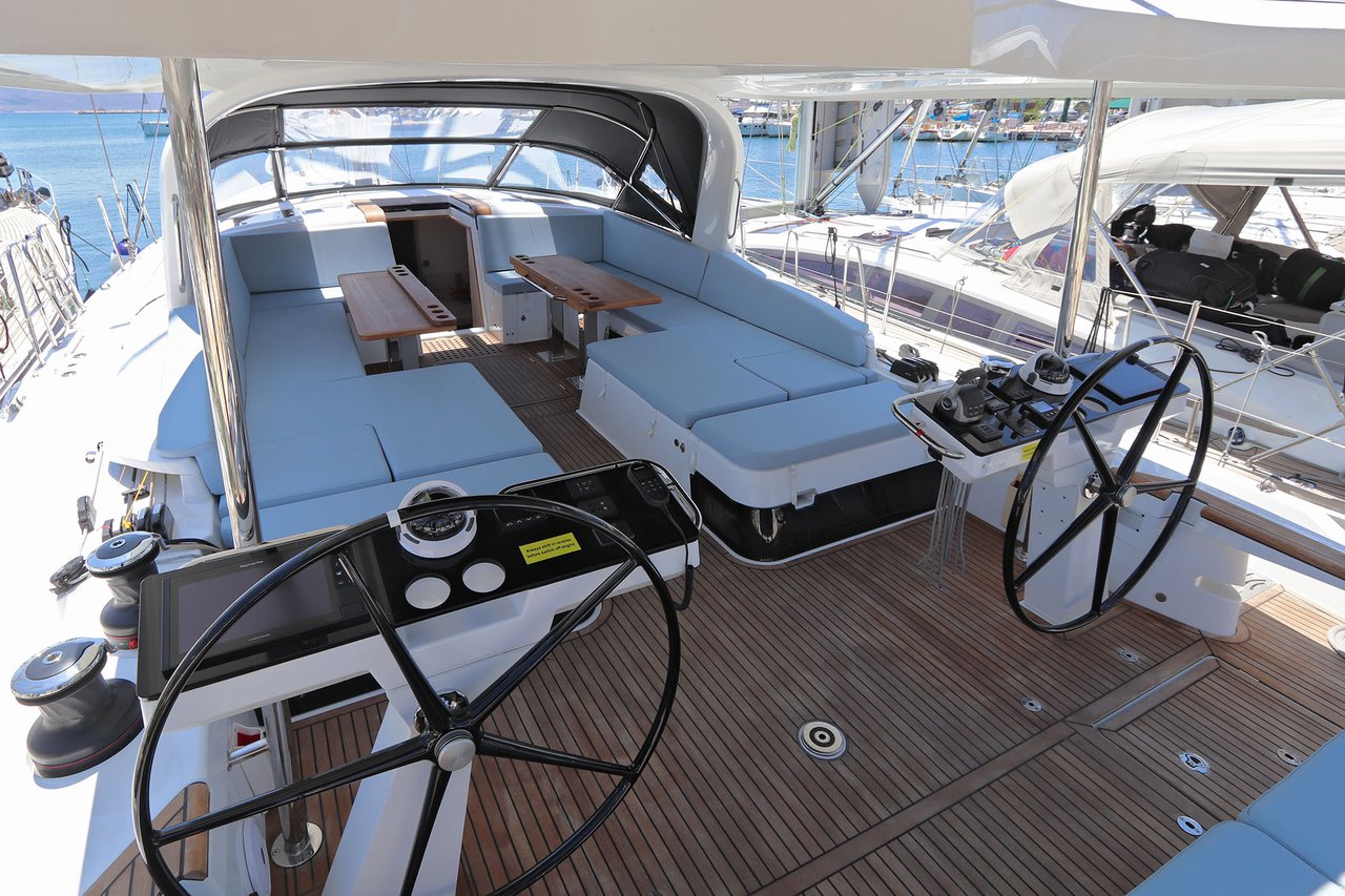 Photo #5 - Jeanneau 65 (Uranos) in Lavrion - 35779