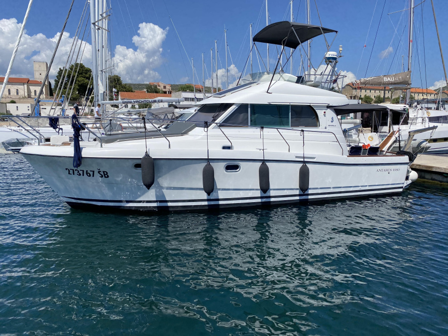 Photo #5 - Antares 10, 80 Fly (NN) in Sibenik - 35786