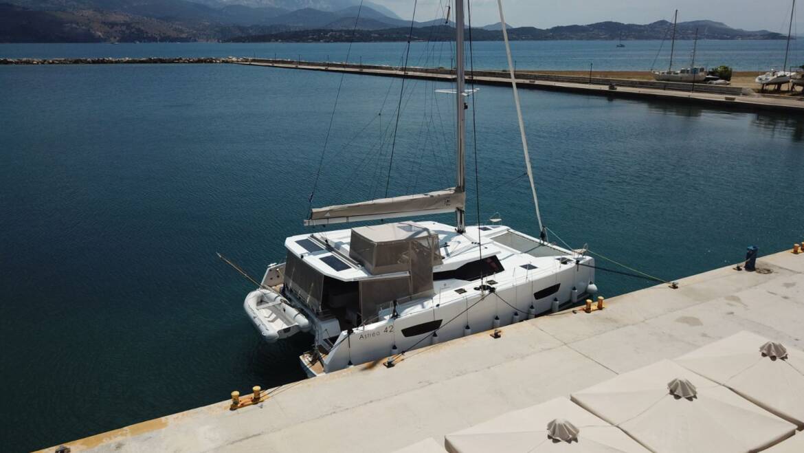 Photo #4 - Fountaine Pajot Astrea 42 - 4 + 2 cab. (Nostos) in Lefkada - 35805