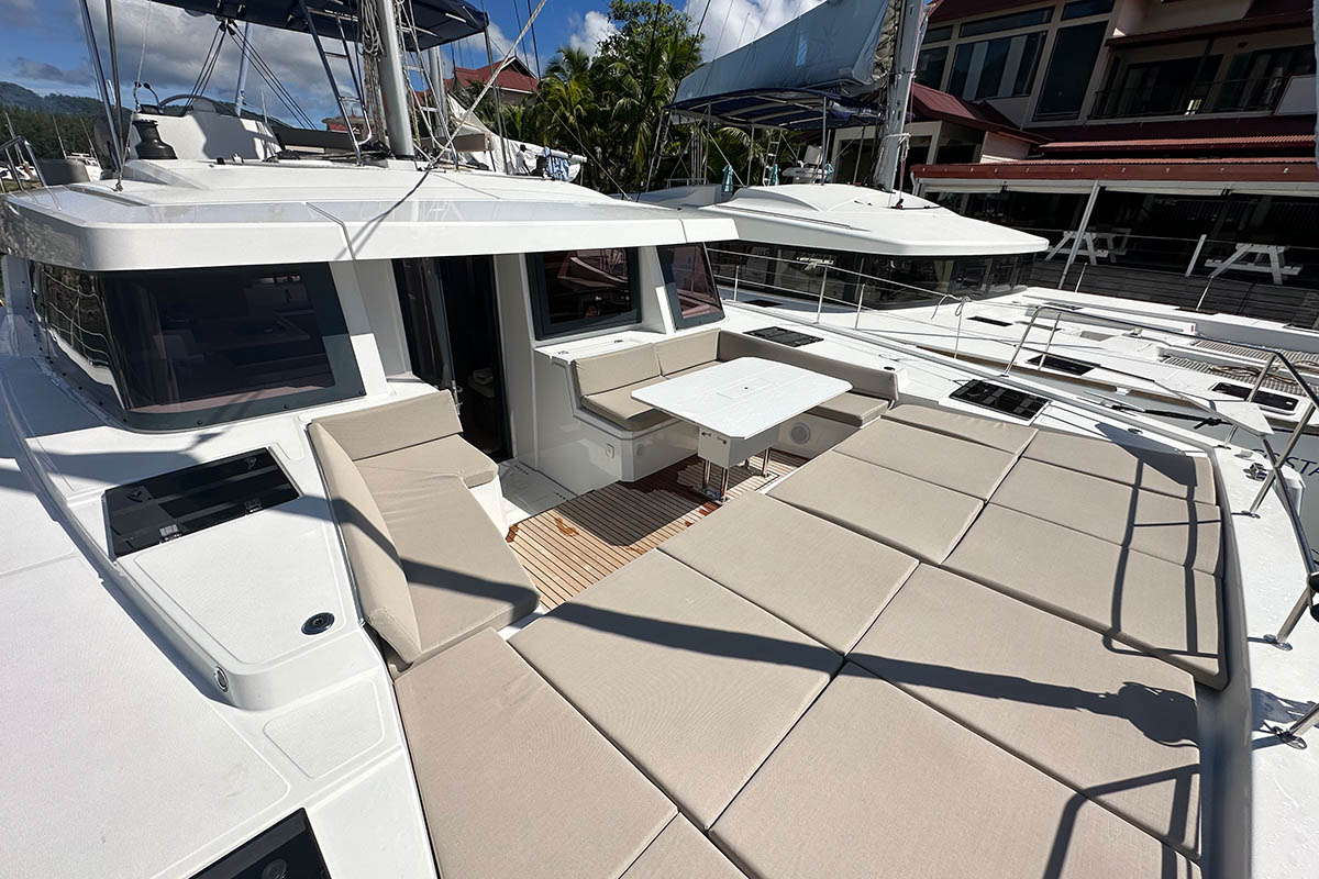 Photo #5 - Bali 4.8 - 6 + 1 cab. (Queen Feta) in Mahe - 35832