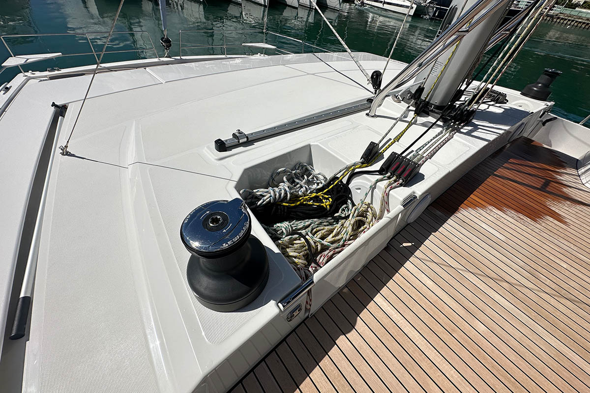 Photo #7 - Bali 4.8 - 6 + 1 cab. (Queen Feta) in Mahe - 35832