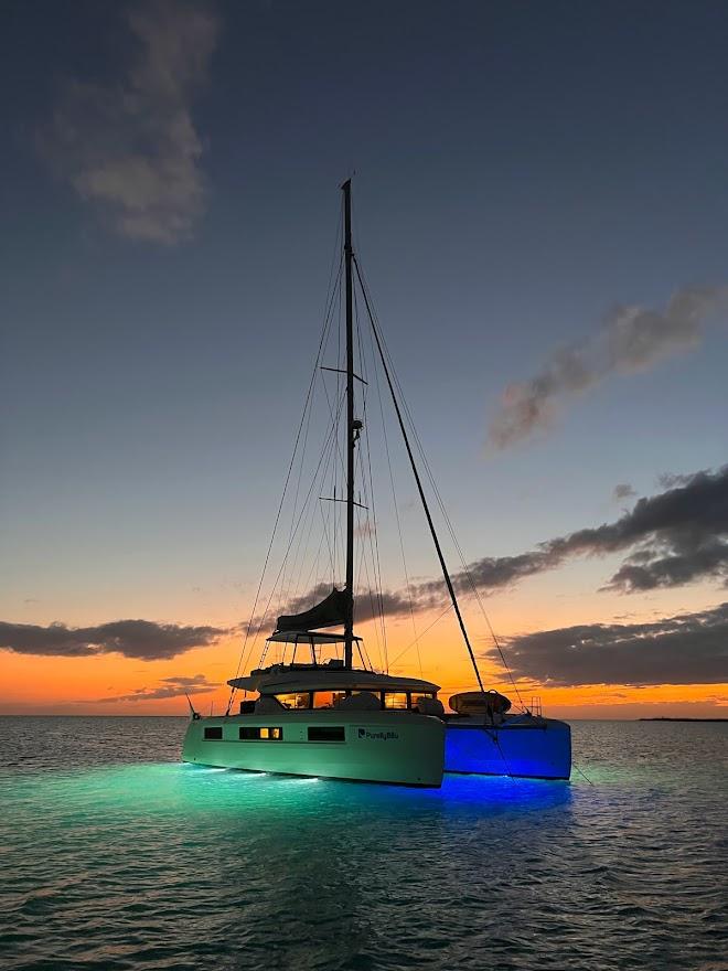 Photo #4 - Lagoon 50 (PURELY BLU) in Spanish Wells - 35856