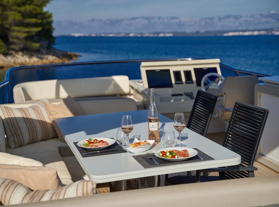 Photo #9 - Azimut 72 Fly (Relax of Croatia) in Sukosan - 35865