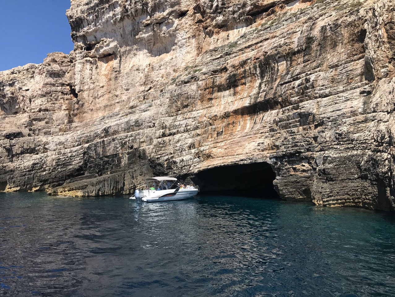 Photo #11 - Beneteau Flyer 7.7 Space Deck (Beneath Flyer 7.7 Space Deck) en Trogir - 35977