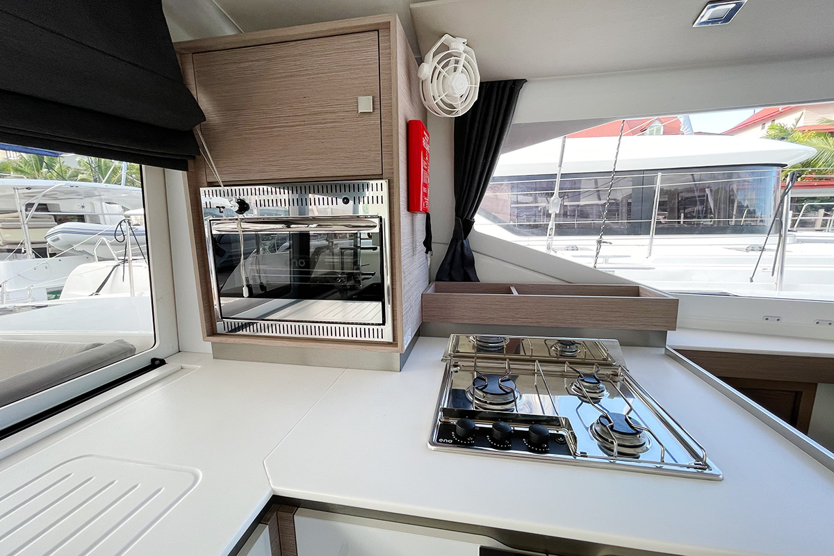 Photo #35 - Fountaine Pajot Isla 40 - 4 cab. (Barnacle) in Mahe - 36011