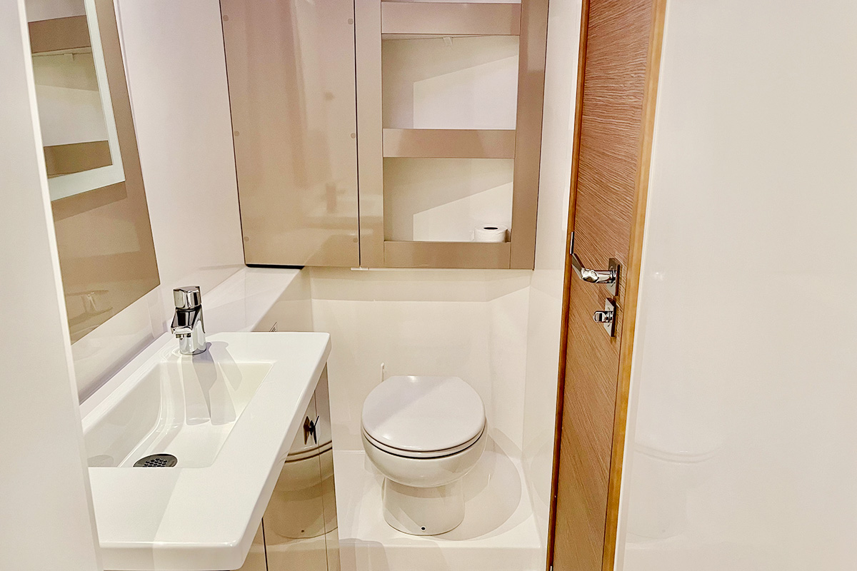 Photo #7 - Fountaine Pajot Isla 40 - 4 cab. (Barnacle) in Mahe - 36011
