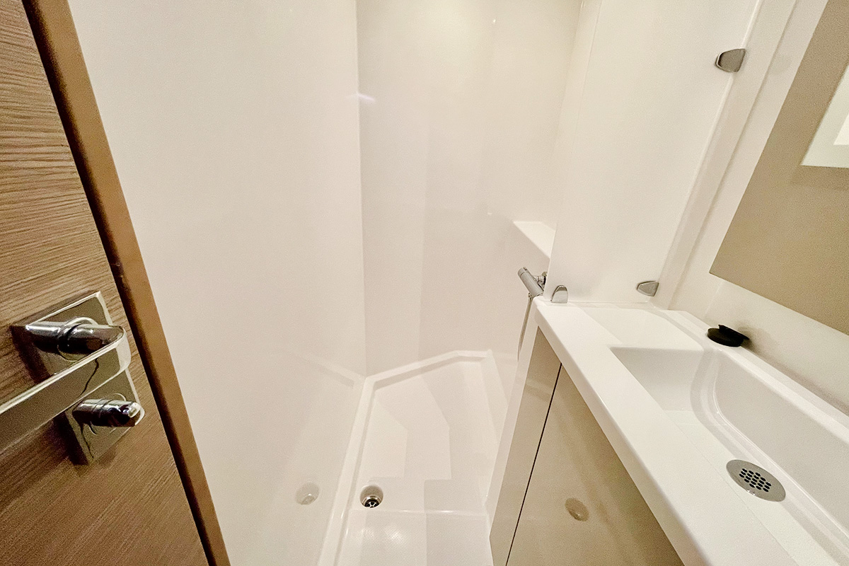 Photo #9 - Fountaine Pajot Isla 40 - 4 cab. (Barnacle) in Mahe - 36011
