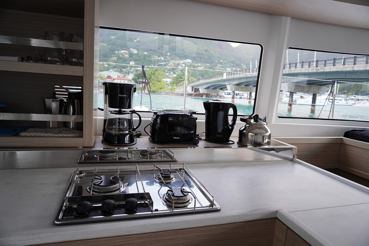 Photo #7 - Lagoon 46 - 4 + 2 cab. (Trinity) in Mahe - 36012