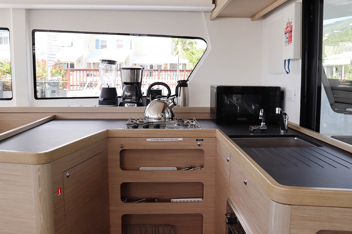 Photo #10 - Lagoon 42 - 4 + 2 cab. (Lorelei) en Nanny Cay - 36032