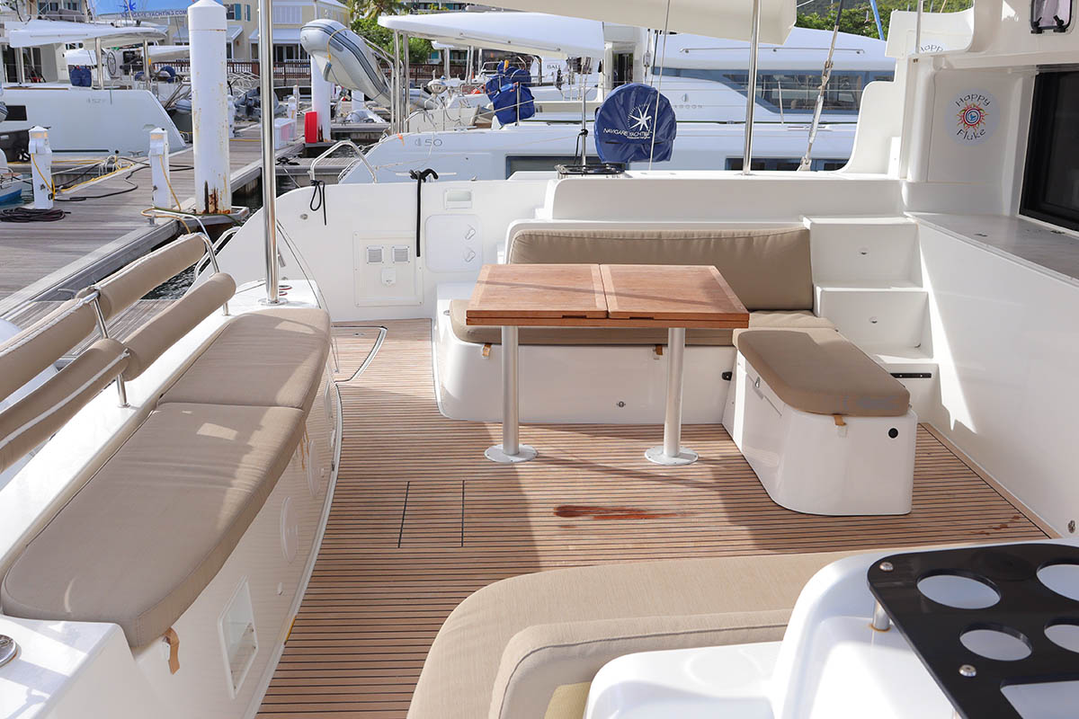 Photo #4 - Lagoon 46 - 4 + 2 cab. (Happy Fluke) in Nanny Cay - 36033