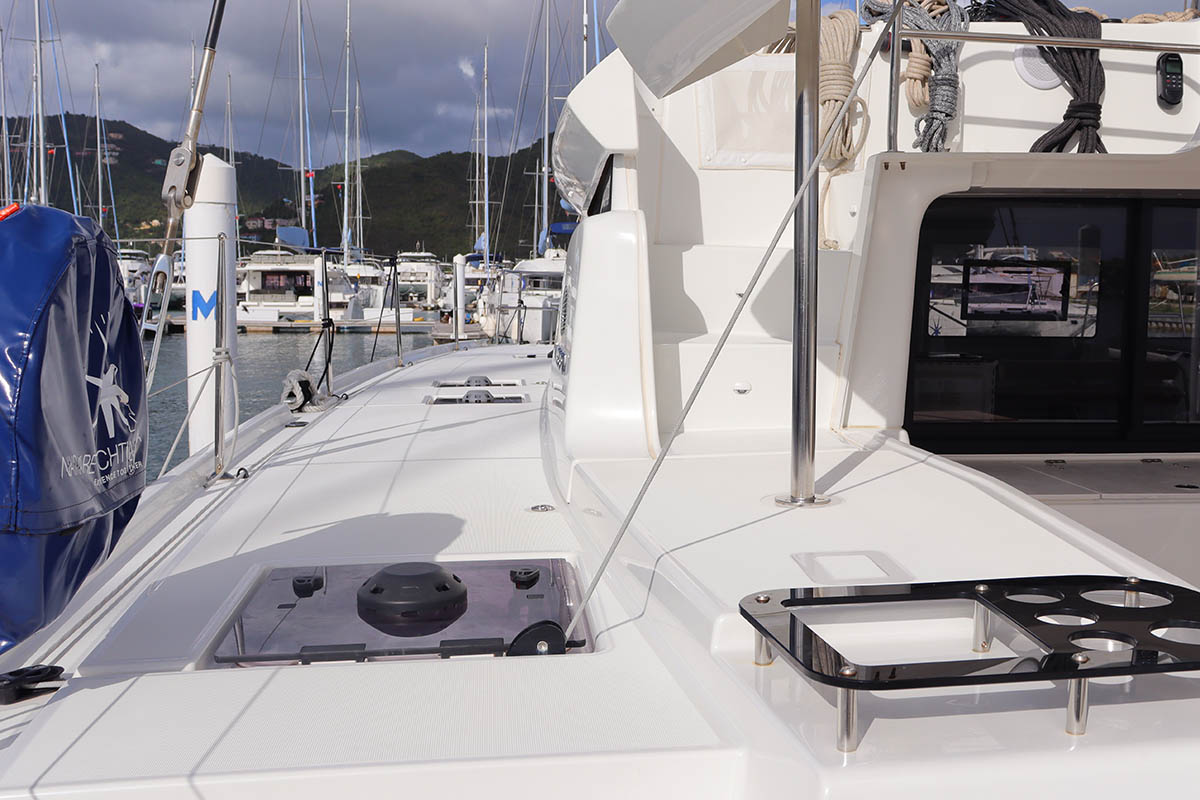 Photo #6 - Lagoon 46 - 4 + 2 cab. (Happy Fluke) in Nanny Cay - 36033
