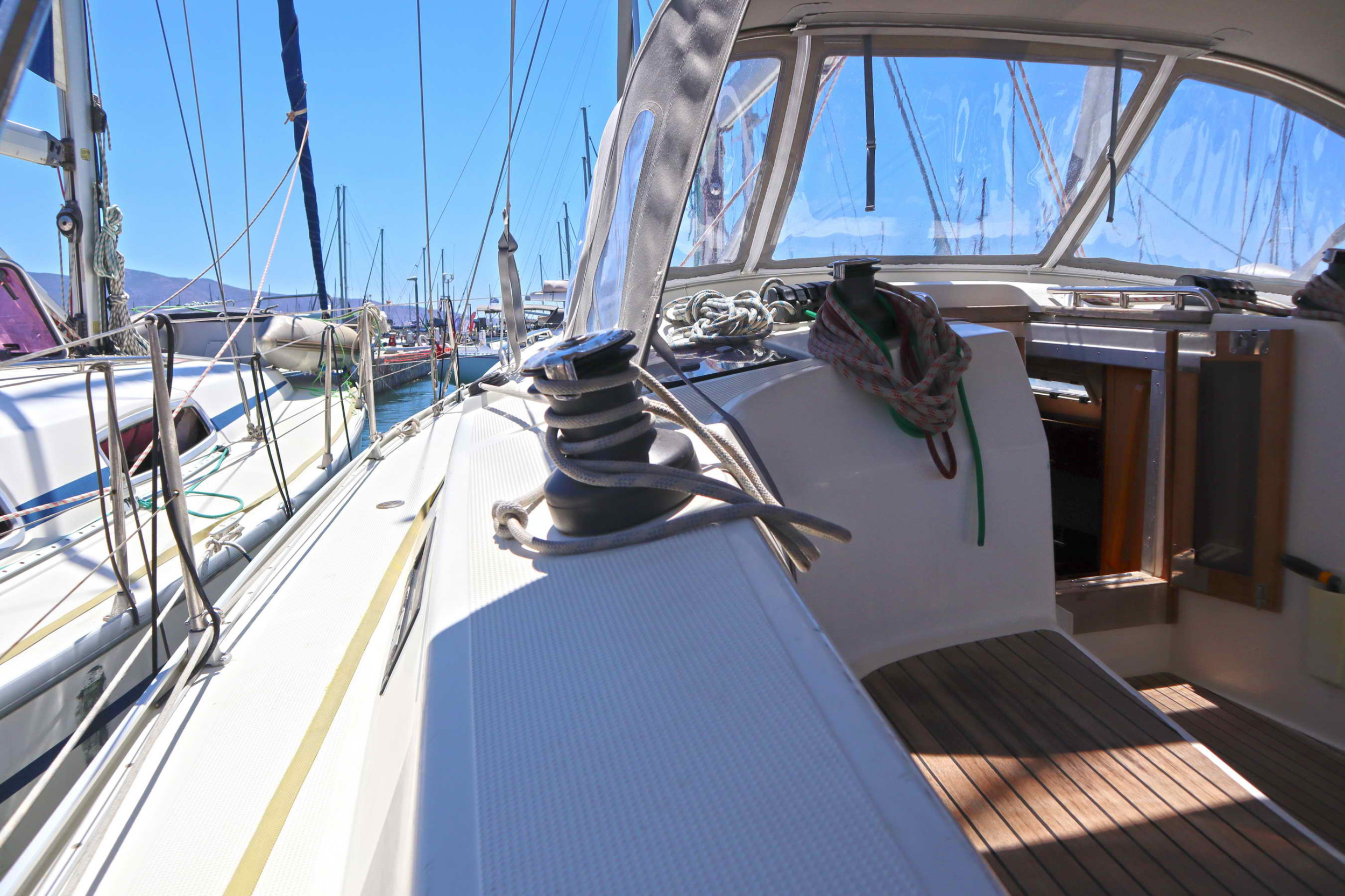 Photo #6 - Bavaria Cruiser 40 (ECONOMY) en Athènes - 36037