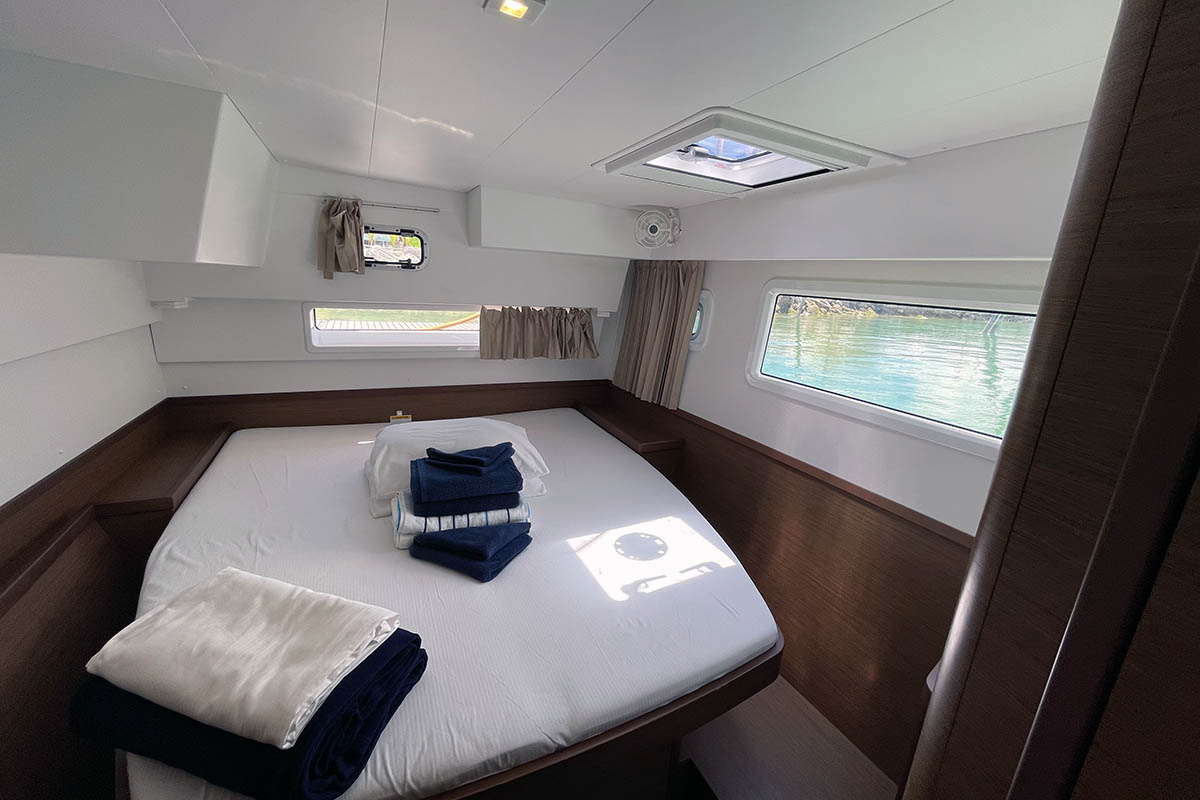 Photo #12 - Lagoon 42 - 4 + 2 cab. (Sybaris) en Marsh Harbour - 36038